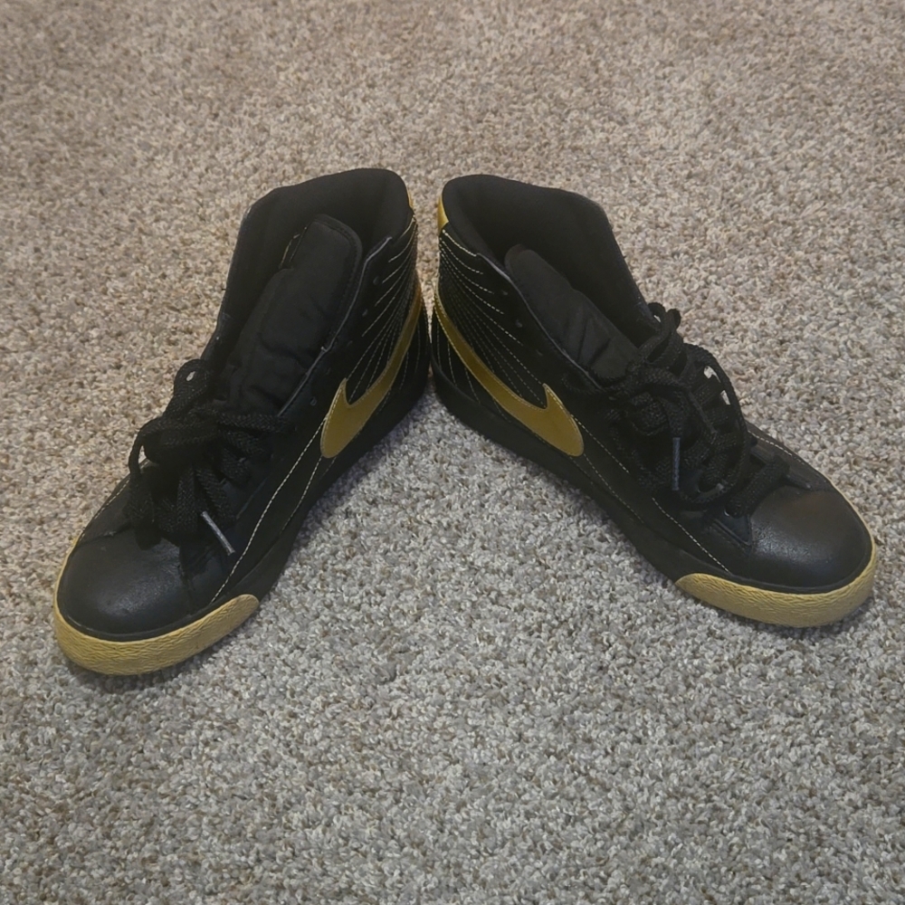 Mens nike blazers